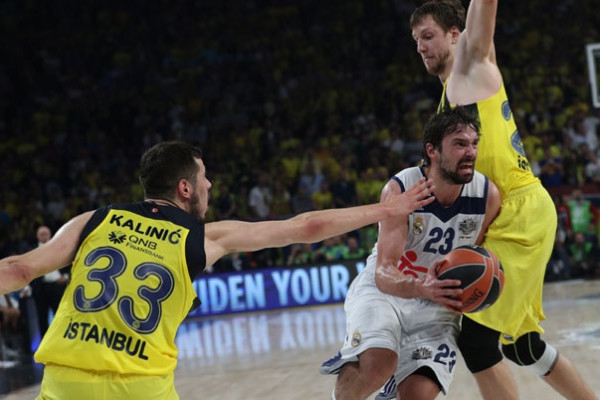 Kalinić i Veseli spremni za Efes