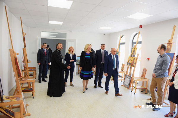 Otvoren kulturno-administrativni centar "Patrijarh srpski Pavle" /FOTO/