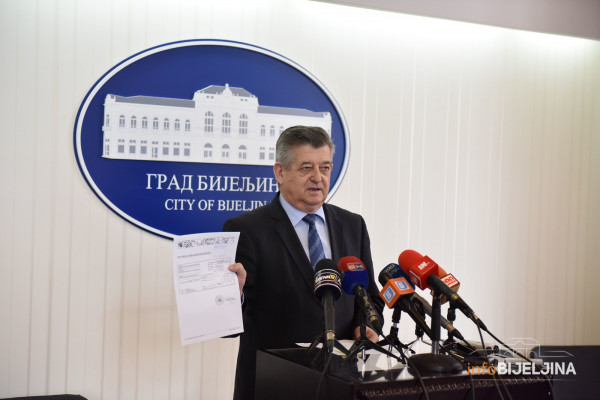 Bijeljina: Povećana plata gradonačelniku, odbornicima i funkcionerima