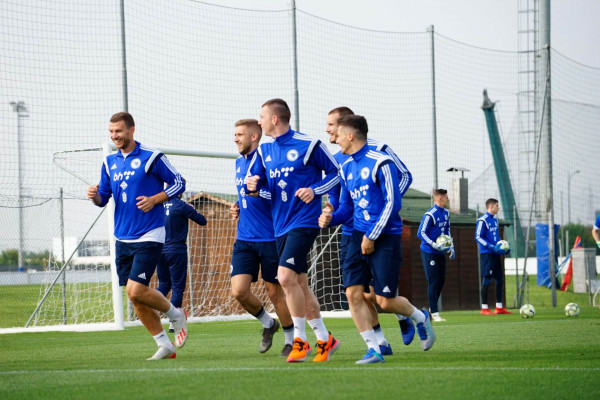 Zmajevi večeras protiv Italije