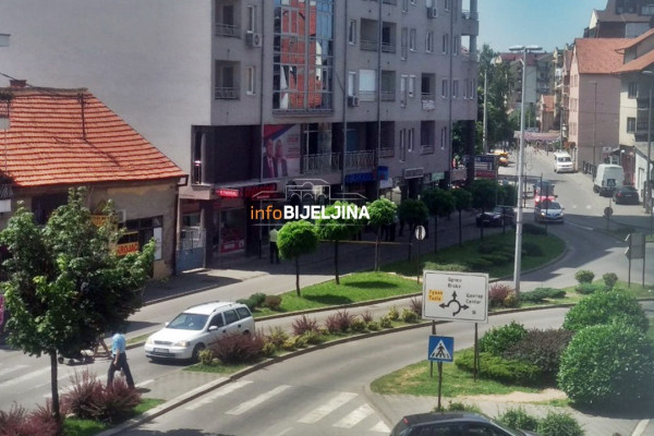 Opljačkana banka u Bijeljini, potjera za razbojnicima