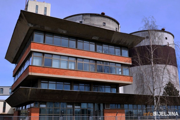 Predstavnici "Nive" stižu u "Šećeranu"