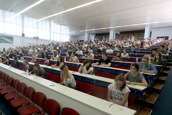 Svaki drugi student ne vjeruje institucijama Srpske