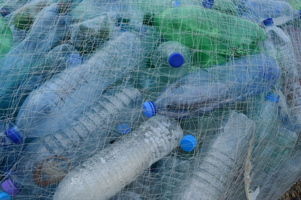 Čovjek unese sedmično plastike u težini jedne kreditne kartice