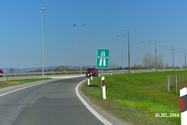 U julu početak radova na dionici autoputa Kuzmin - Sremska Rača