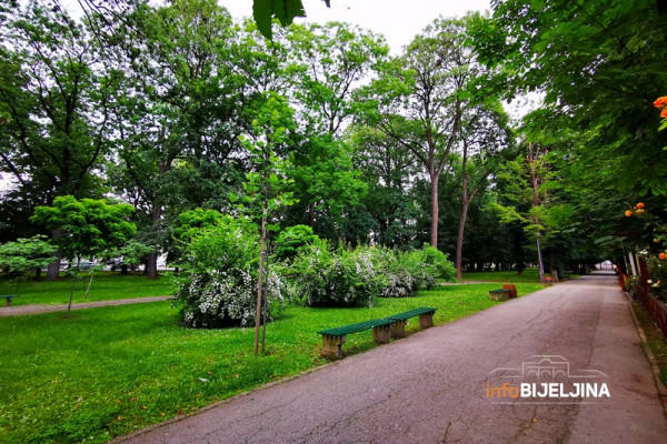 U Bijeljini grade još jedan kružni tok i uređuju park
