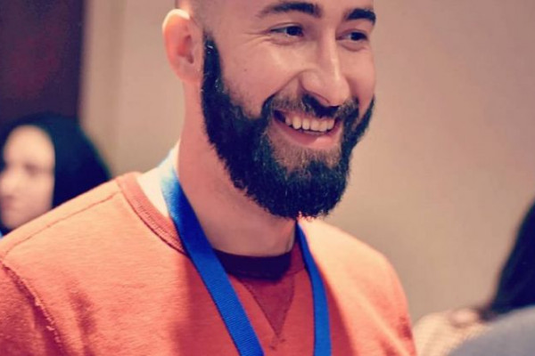 Semberac putuje na rad u London