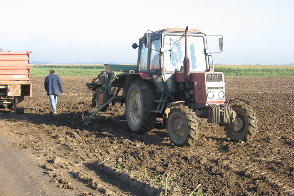 STARI TRAKTORI IDU U PENZIJU Za poljoprivrednu mehanizaciju izdvojeno 4,8 miliona KM