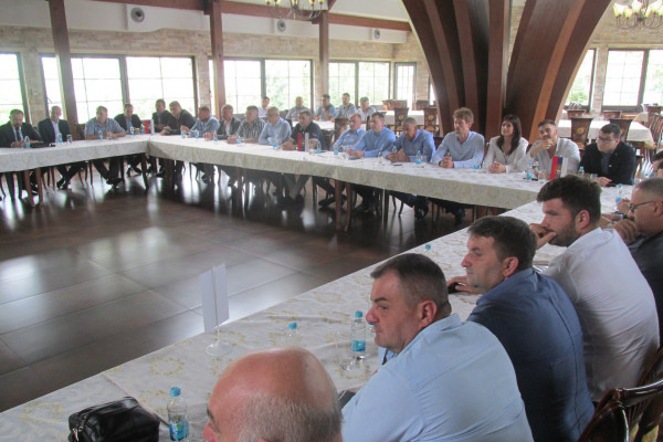 Višković: Rasterećenjem privrede do većih plata