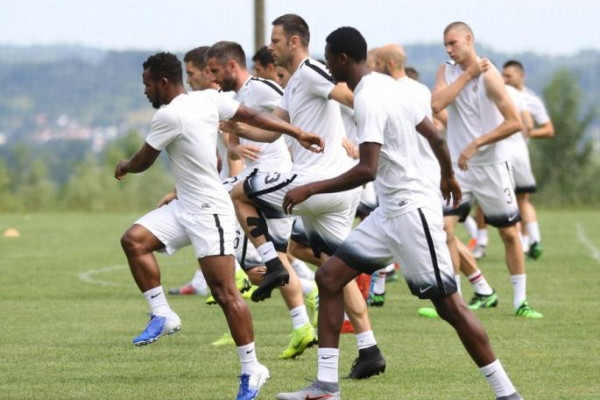 Sadik se priključio pripremama crno-bijelih u Sloveniji