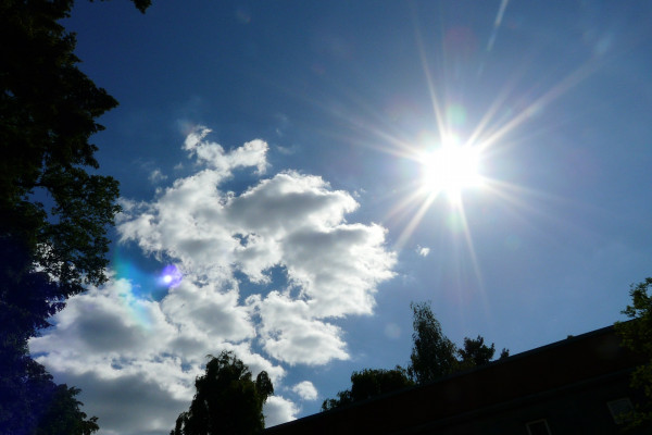 Toplo uz malu oblačnost i najvišu temperaturu do 34 stepena
