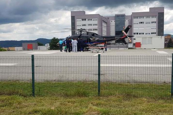 KUZMIĆ U KOMI Iz Banjaluke helikopterom transportovan u Beograd