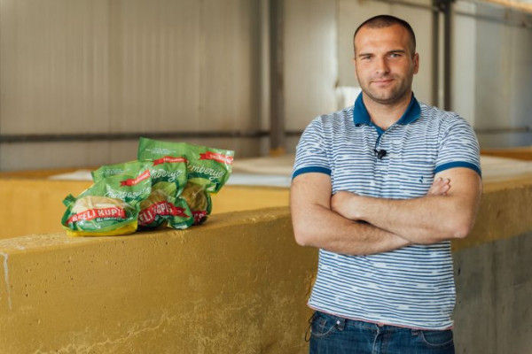 Zlatni kupus “Iz srca Semberije” /FOTO/