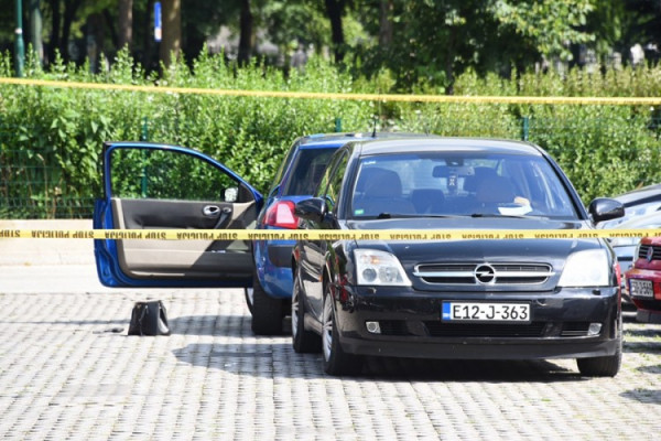Pripadnica Oružanih snaga muža ranila blizu prepone