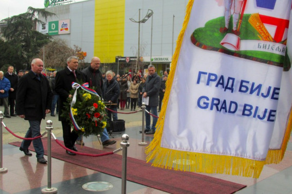 Uoči slave grada odavanje počasti poginulim borcima