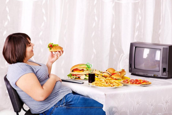 Kako kasni obroci utiču na metabolizam