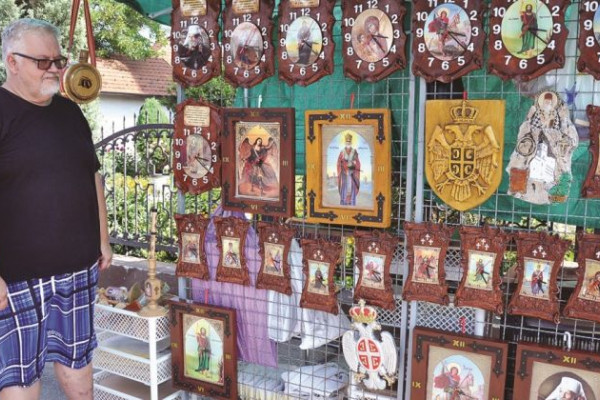 Neobični zidni satovi iz radionice Gorana Sarića