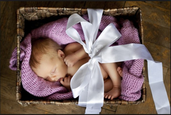 Lažirali rođenje djeteta da bi dobili novac i poklone