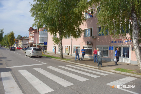 Lopare - opština koja živi od inostranih penzionera