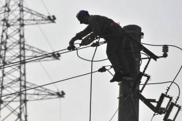 Kupcima struje bez ugovora moguća isključenja sa mreže