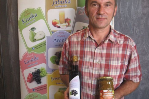 Porodično gazdinstvo Savić iz Srednjih Zagona kod Bijeljine