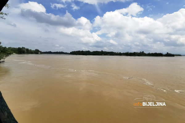 Mićić: Uređenje plaža na Drini moguće tek nakon izgradnje nasipa