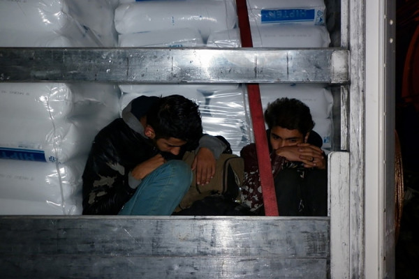 Sin odbornika SNSD uhapšen zbog sumnje da je krijumčario migrante