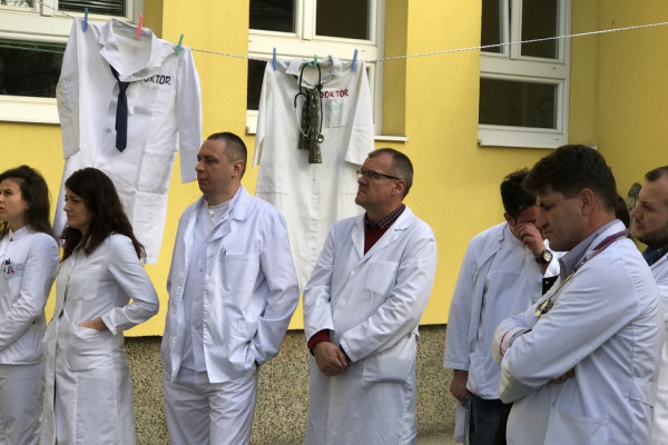 Ljekari u FBiH najavili generalni štrajk