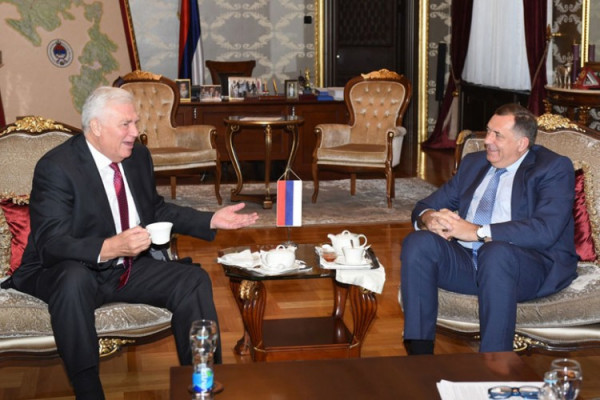 Dodik očekuje nastavak saradnje, Pavić taktizira