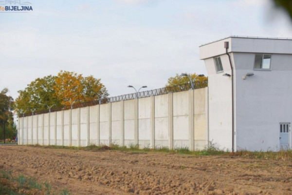 “INFOBIJELJINA” istražuje: Koliko zatvorenika dijeli sobu u KPZ-u Bijeljina