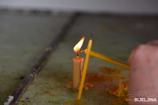 Danas Mitrovske zadušnice