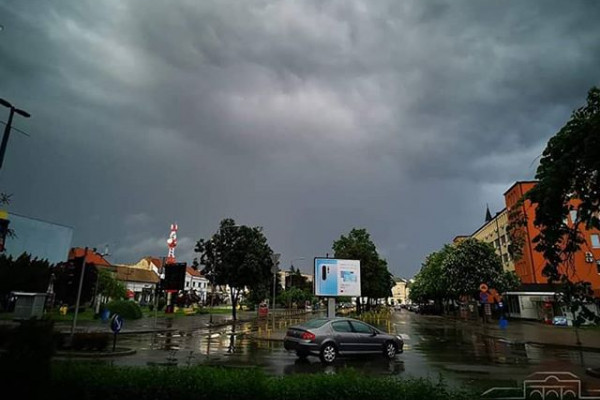 Danas promjenjljivo oblačno