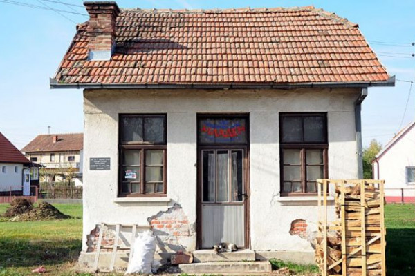 Zanimljivosti iz Popova - Prvo seosko javno kupatilo