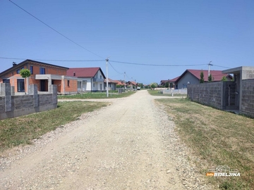 Deset godina grade naselje Knez Ivo u Bijeljini, još nisu završili: “Dali smo pare, a skoro ništa nismo dobili” (FOTO)