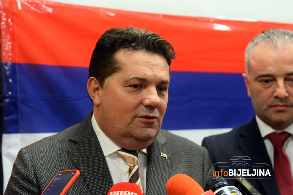 Stevandić u Bijeljini: Dobra politika Republike Srpske