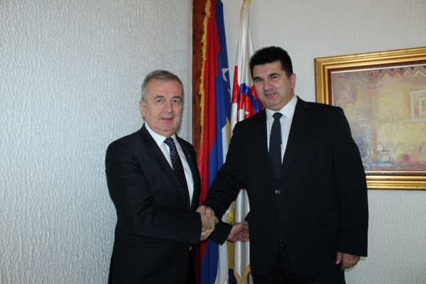 Rado Savić se sastao sa crnogorskim ambasadorom