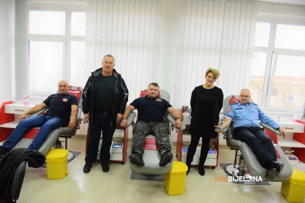 IPA Bijeljina organizovala akciju dobrovoljnog davanja krvi /FOTO/
