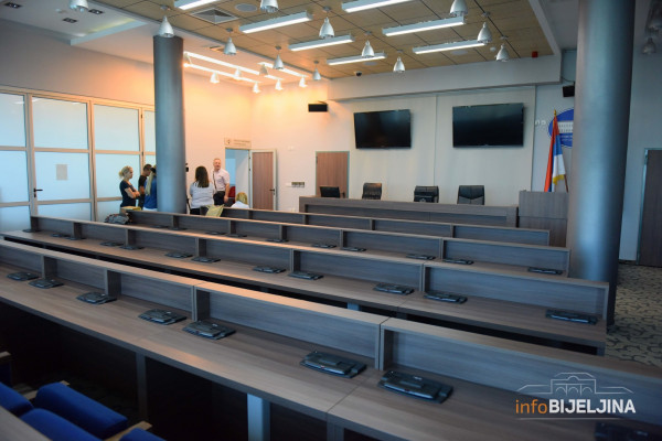 Pred odbornicima prijedlog budžeta