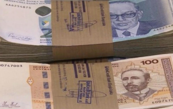 Ukupni dug RS-a preko pet milijardi i 300 milion KM