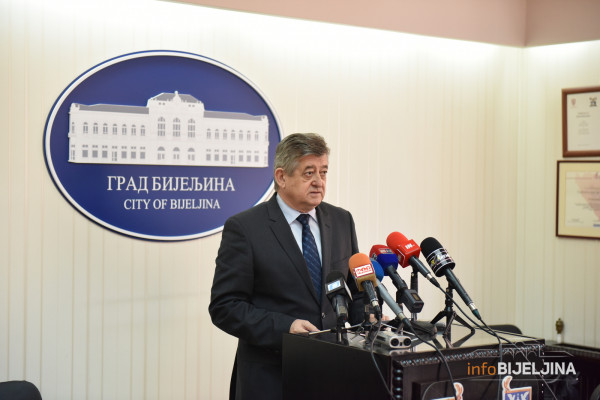 Mićić: Samo zajednica obrazovanih može biti zajednica budućnosti