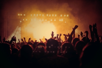 Pjevačica poručila fanovima da se okupaju prije dolaska na koncert