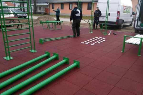 Bijeljina: MZ „Vuk Karadžić“ dobija teretanu na otvorenom