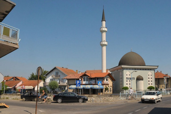 Kazniti lica koja su u Јanji istakla zastavu tzv. Armije RBiH