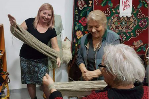 “Vucimo nit promjena” - Kćerke, majke i sestre upijaju znanja o vuni