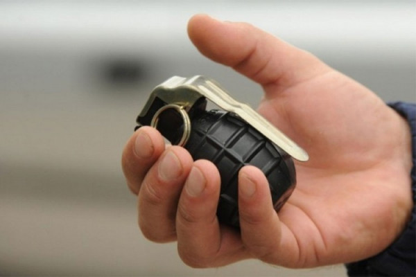 Bombom oštetio automobile i kuću pa lažno prijavio druge