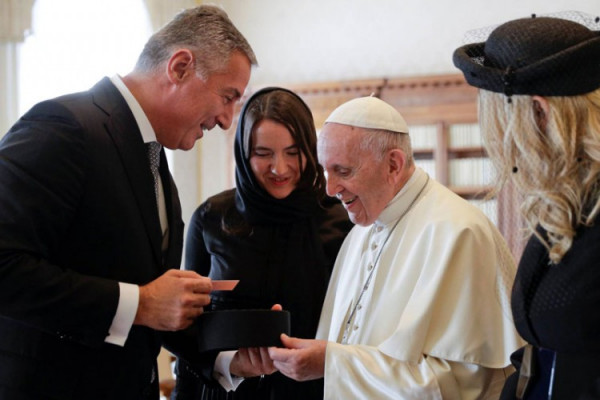 Đukanović bi CPC pod Vatikanom