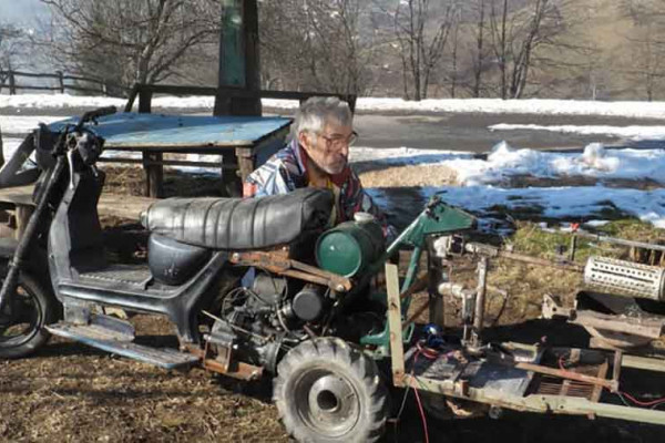 Kafa i ćevapi sa roštilja na motoru: Priča čovjeka koji cijeli život osmišlja inovacije