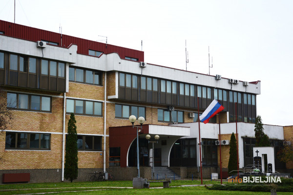 Broj ''122'' u službi građana 24 časa