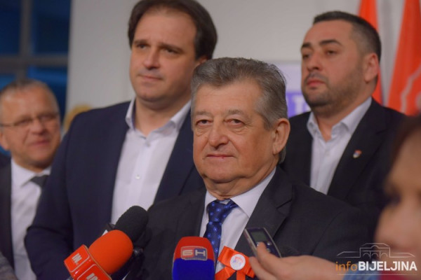Sutra proširena sjednica Izvršnog odbora stranke u Bijeljini