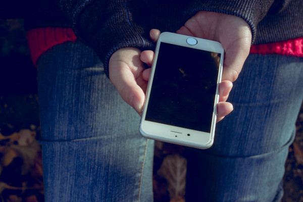 Ograničiti vrijeme djeci uz telefon